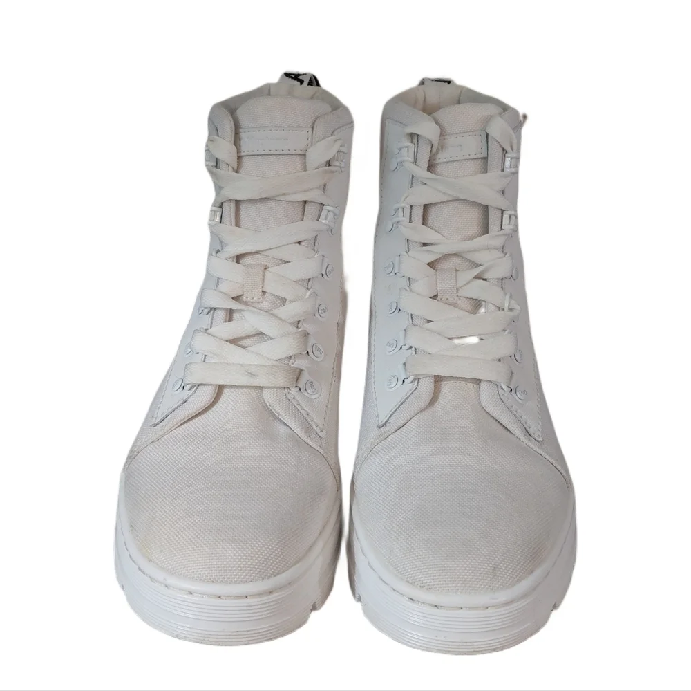 Dr. Martens Combs White Combat Boots Men's Size 8.5 High-Top Lug Sole Boots